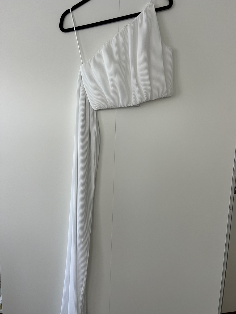 Brandon Maxwell White One-Shoulder Pleated Top with Drape Runaway Collection